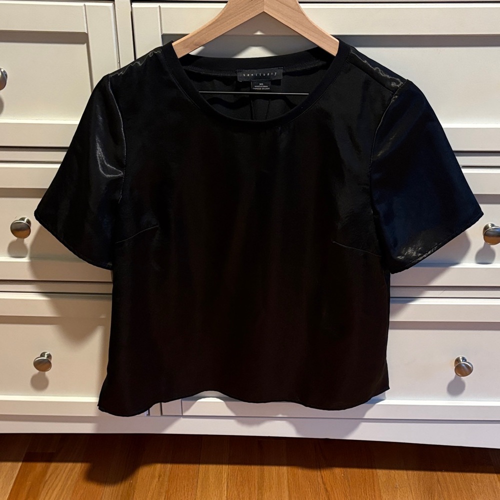 Sanctuary Black Short Sleeve Tee